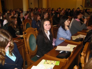 Arterium presents its training program to students